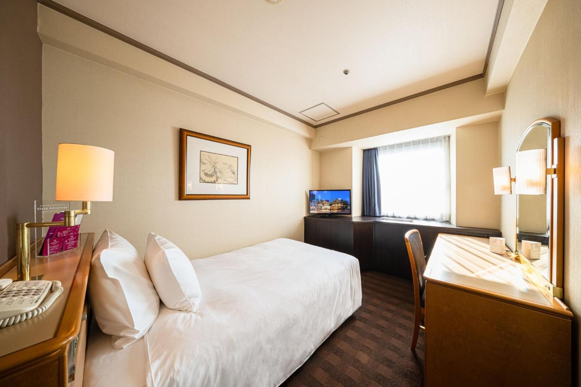 Отель Ana Crowne Plaza Matsuyama By Ihg Экстерьер фото