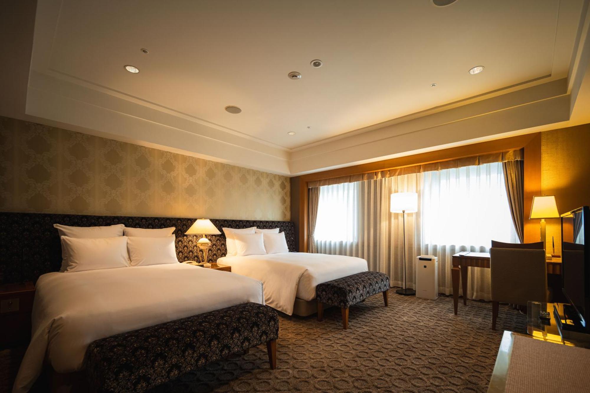 Отель Ana Crowne Plaza Matsuyama By Ihg Экстерьер фото