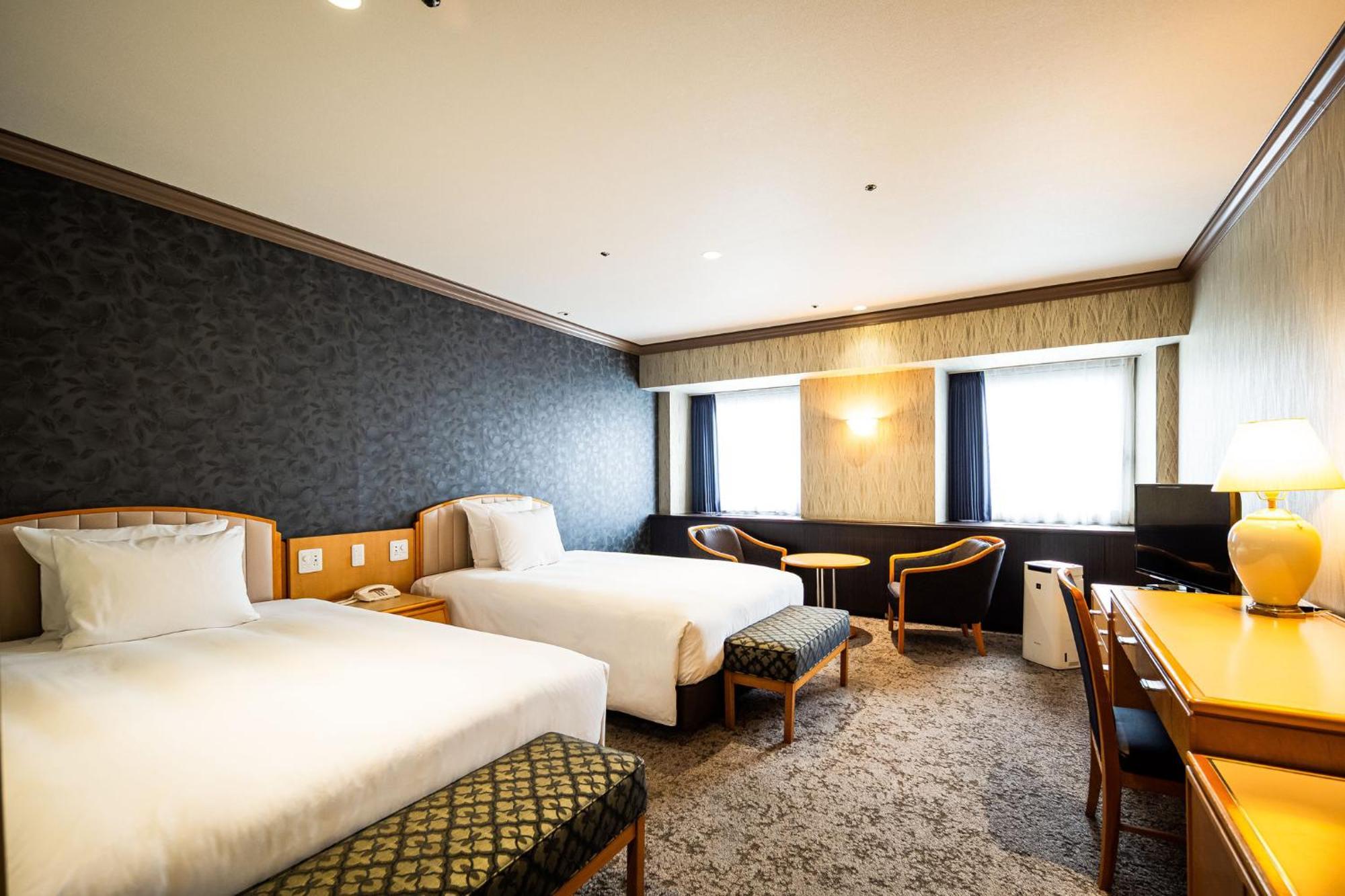 Отель Ana Crowne Plaza Matsuyama By Ihg Экстерьер фото